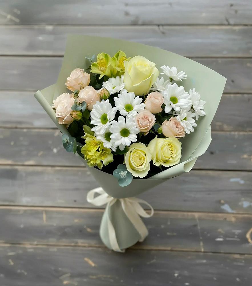 Букет цветов из: Альстромерии, Розы и Хризантемы в Михайловском