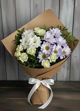 Букет цветов из:  Хризантемы и Розы в Михайловском
