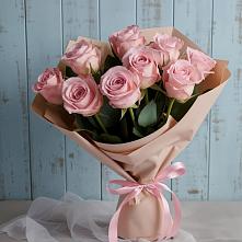 Букет цветов из:  Розы в Михайловском