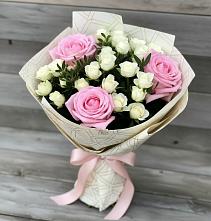 Букет цветов из:  Розы в Михайловском