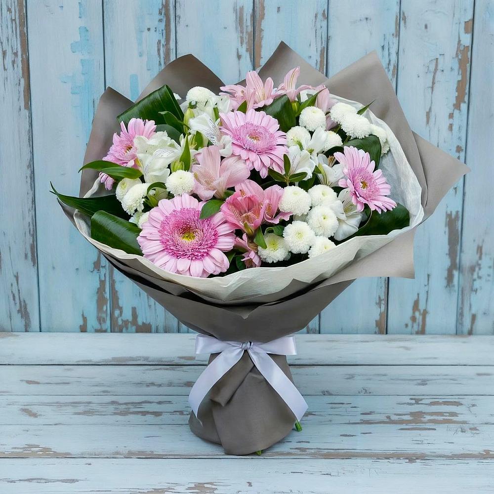 Букет цветов из: Герберы, Альстромерии и Хризантемы в Михайловском