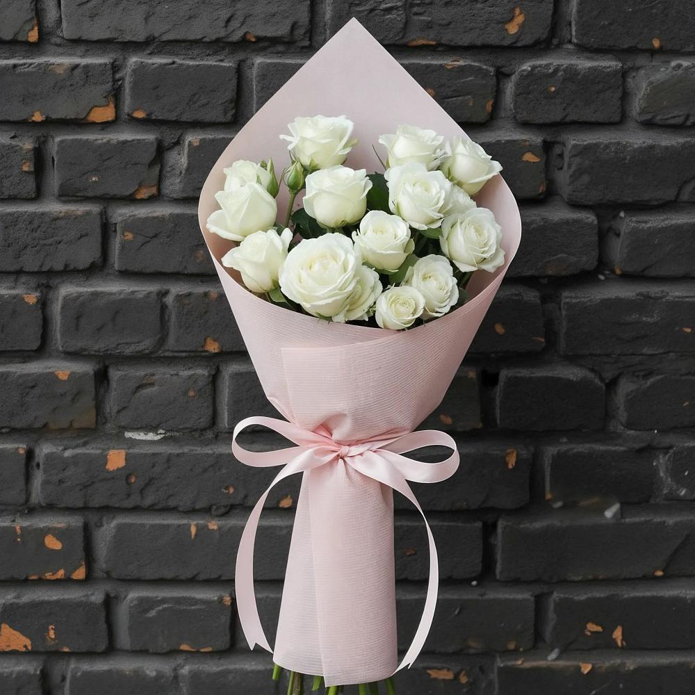 Букет цветов из: Розы в Михайловском