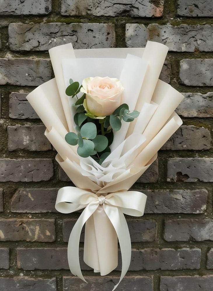 Букет цветов из: Розы в Михайловском