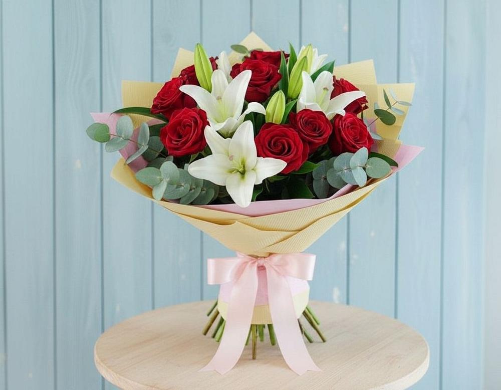 Букет цветов из: Лилии и Розы в Михайловском