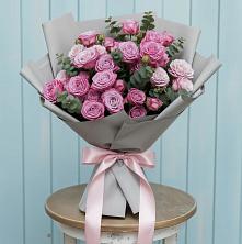 Букет цветов из:  Розы в Михайловском